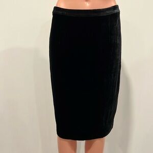 Boden Black Velvet Knee Length Pencil Skirt Size 6P